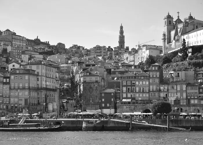 Boavista Charm Balcony Loft * Oporto