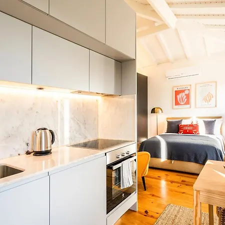 Boavista Charm Balcony Loft * 波尔图